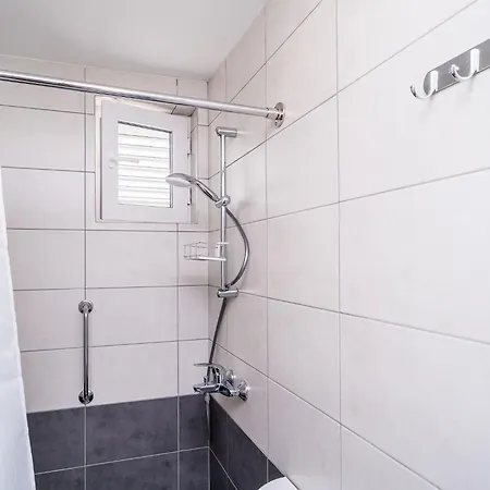 公寓 Marija-double With Kitchen And Terrace-6