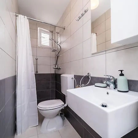 Marija-double With Kitchen And Terrace-6 Mlini
